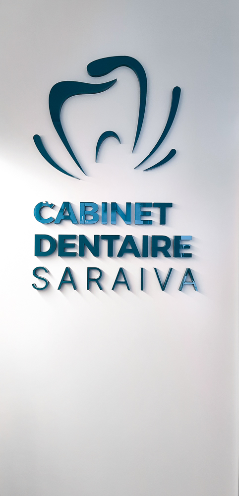 cabinet-dentaire-saraiva-enseigne-lettrage3D-2