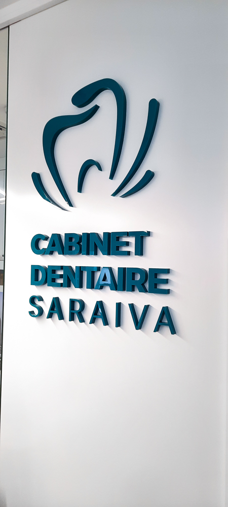 cabinet-dentaire-saraiva-enseigne-lettrage3D-4