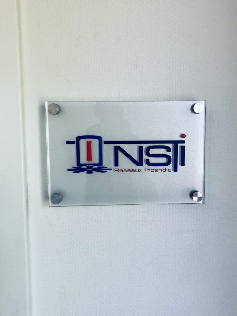 nsti-panneau-signalétique-6