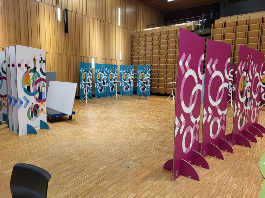 bgl-bnp-paribas-totems-beelite-8