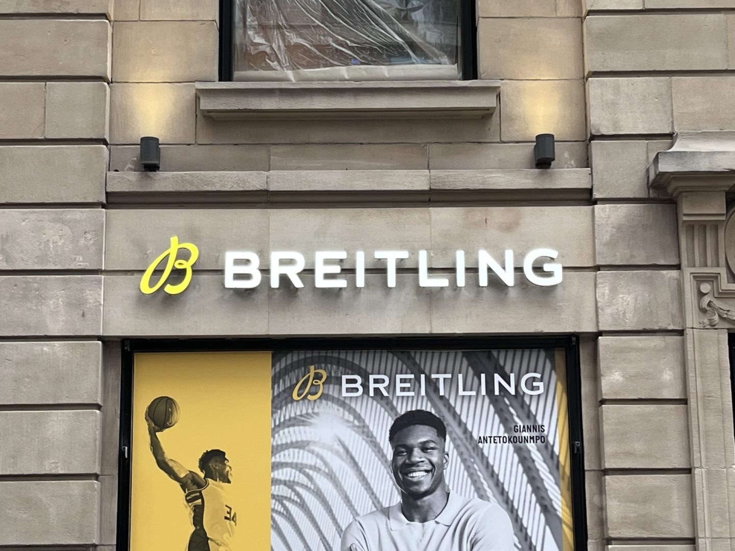 Breitling-enseignes-lumineuses-6-scaled