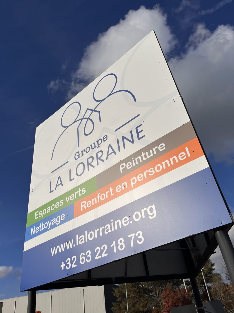 groupe-la-lorraine-nouveau-totem-signaletique-5-scaled