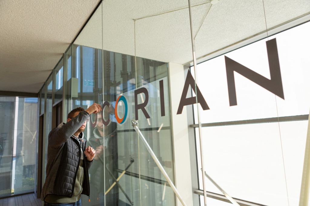 interior-window-lettering-01