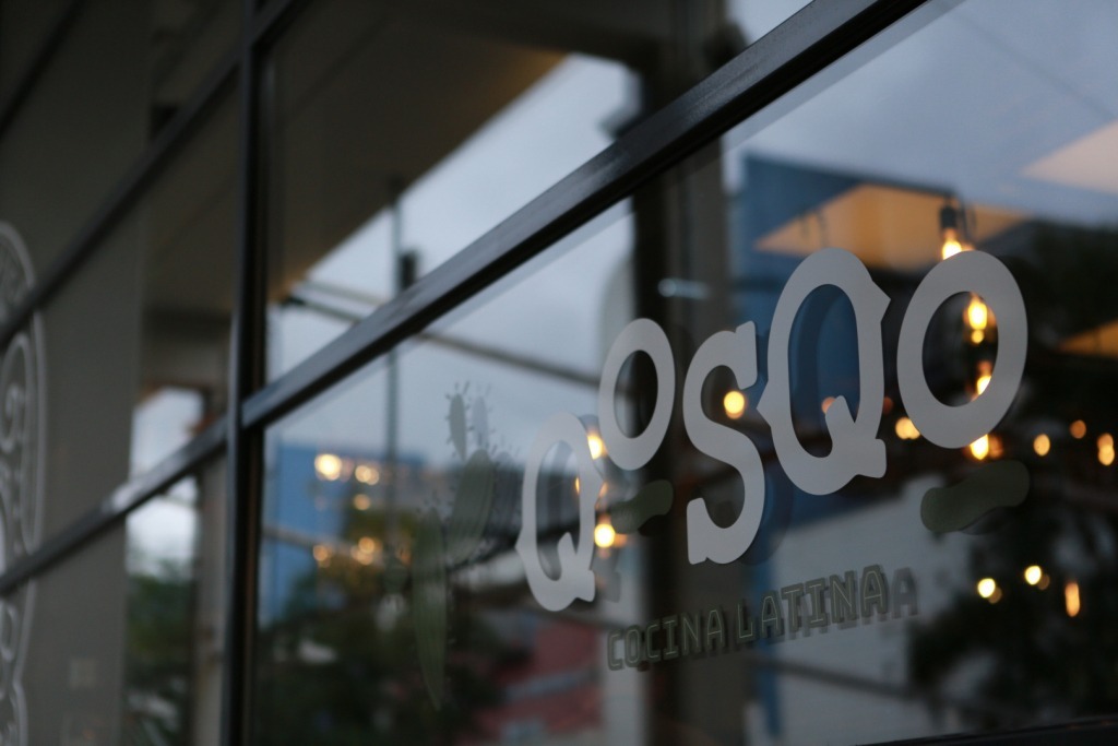 lettrage-vitrine-restaurant-01