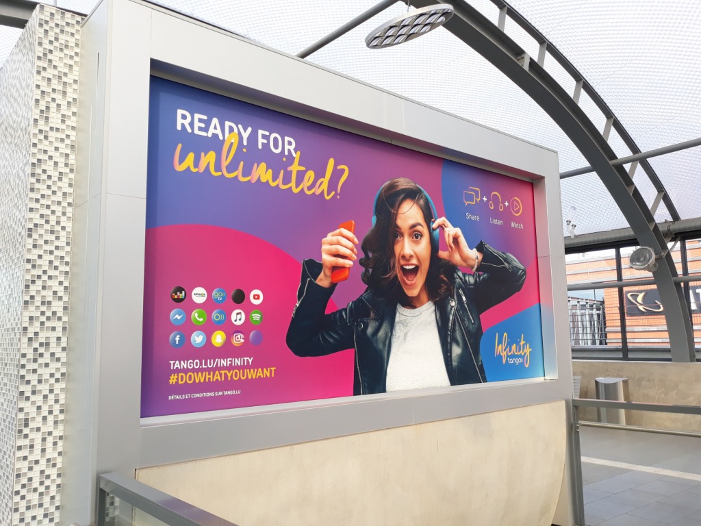 panneau-publicitaire-grand-format-03