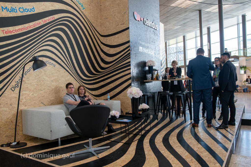 sticker-personnalisation-stand-05