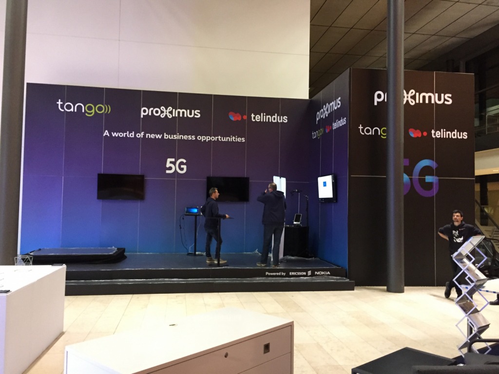 sticker-personnalisation-stand-09