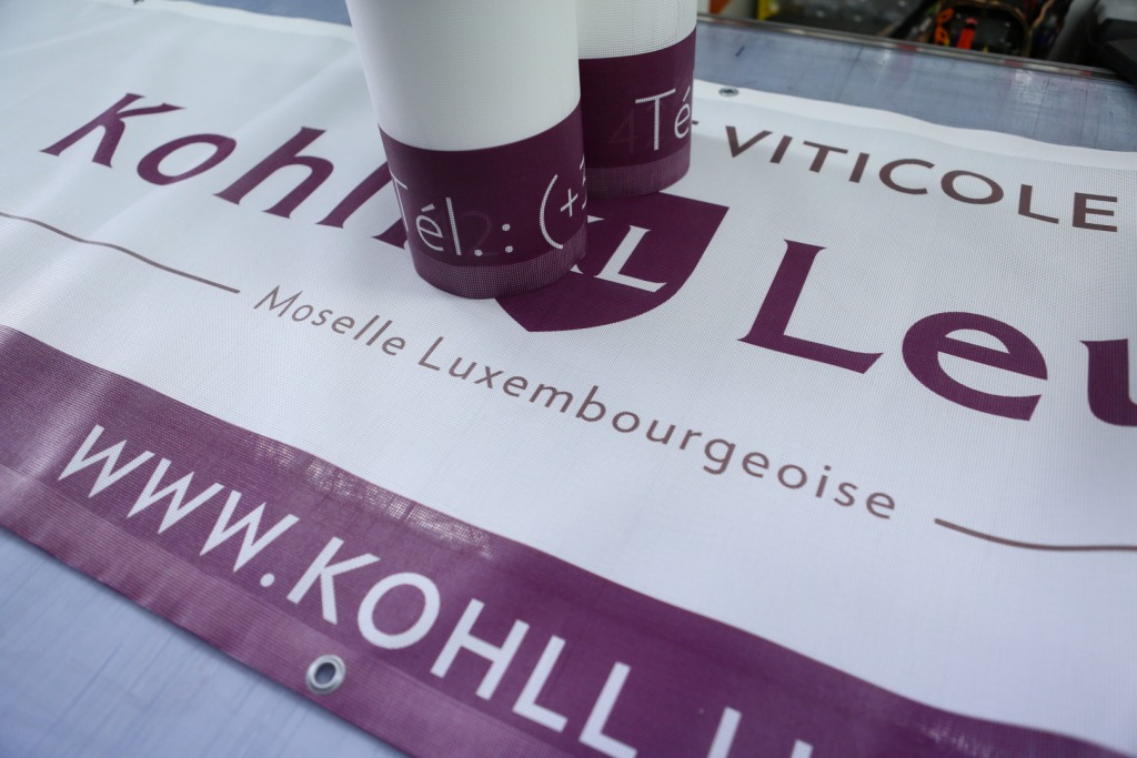 bache-publicitaire-micro-perforee-03