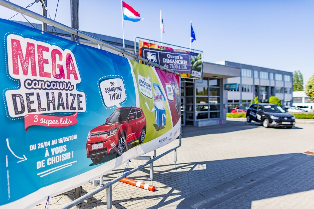 bache-pvc-exterieur-publicitaire-01