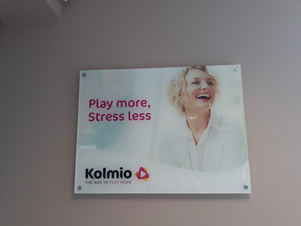 panneau-plexiglass-signaletique-bureau-02